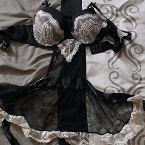 Elegant Black and White Lace Lingerie Set